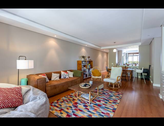 2 BEDROOM APARTMENT TO LET IN RONDEBOSCH